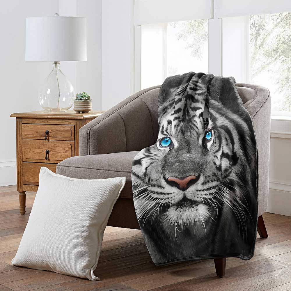 White Tiger Stare Wilderness Raschel Throw Blanket 50x60 Inches