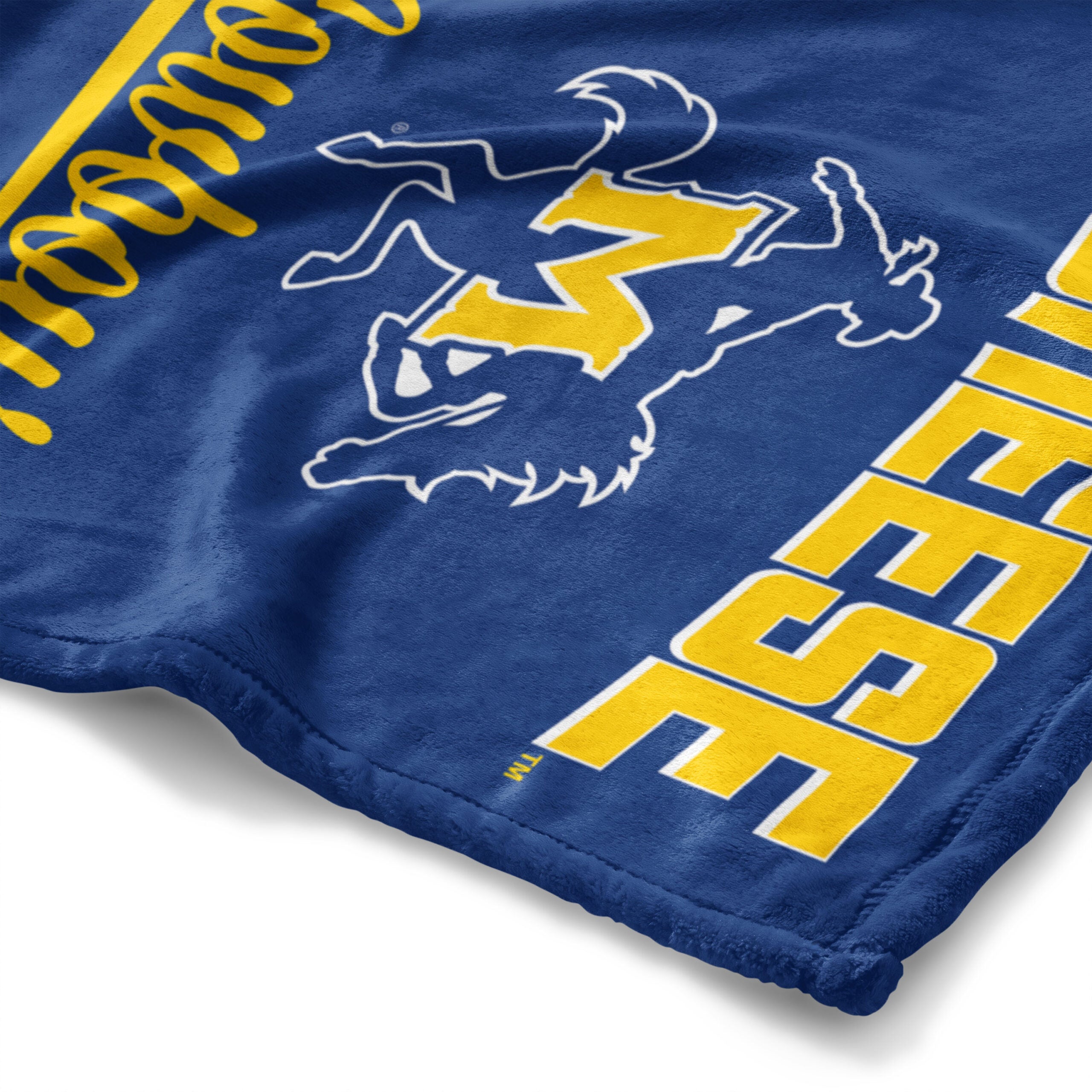 NCAA Mcneese State Cowboys Alumni Silk Touch Throw Blanket 50x60 Inches