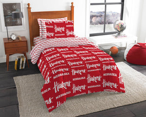 NCAA Rotary Nebraska Cornhuskers 5 PC Twin Bed In Bag Set