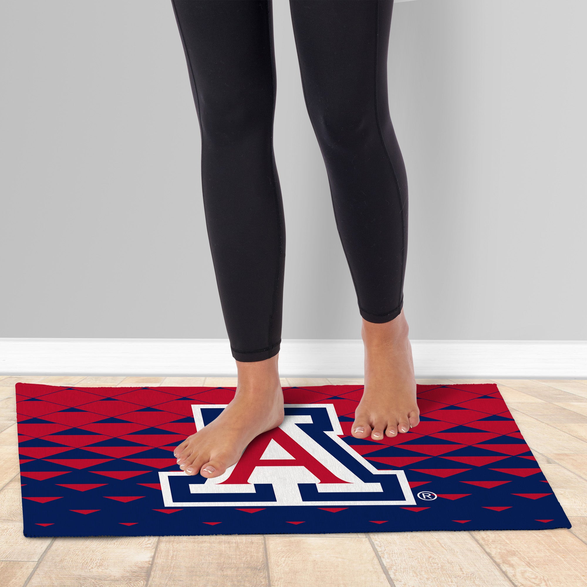 Arizona Wildcats NCAA Dropzone Washable Rug 20X32 Inches