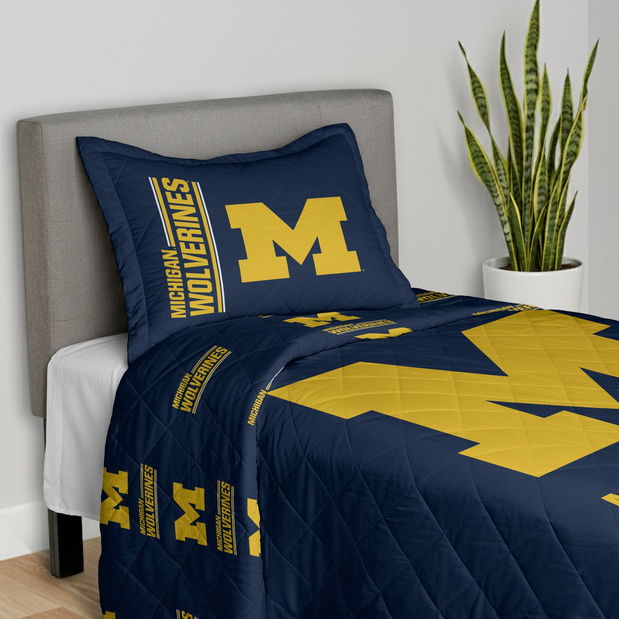 NCAA University of Michigan Wolverines Summarize Quilted Throw Blanket and Sham Set 60×90 inches