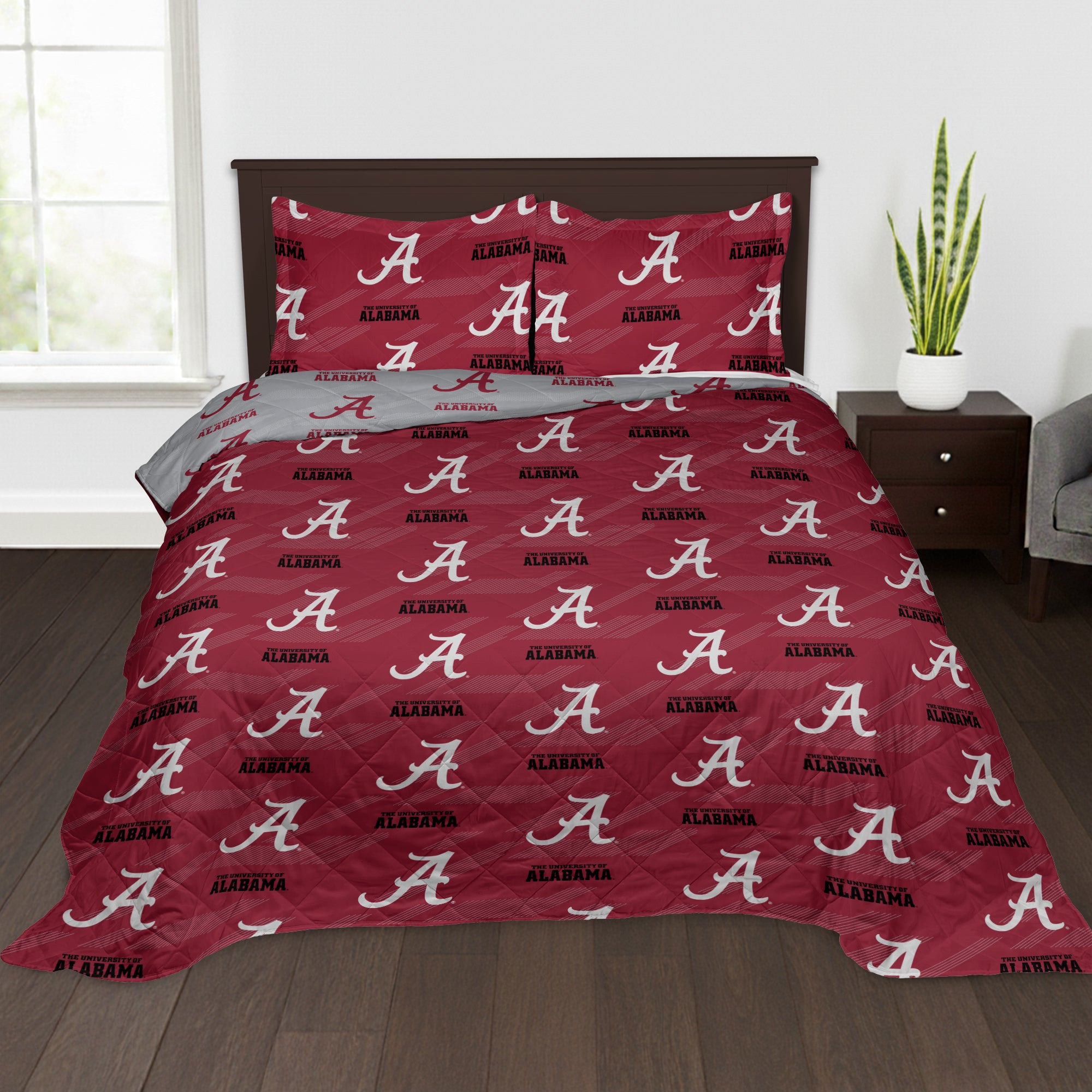 NCAA University of Alabama Crimson Tide Motion Vector Quilted Throw Blanket and Sham Set 90x90 inches