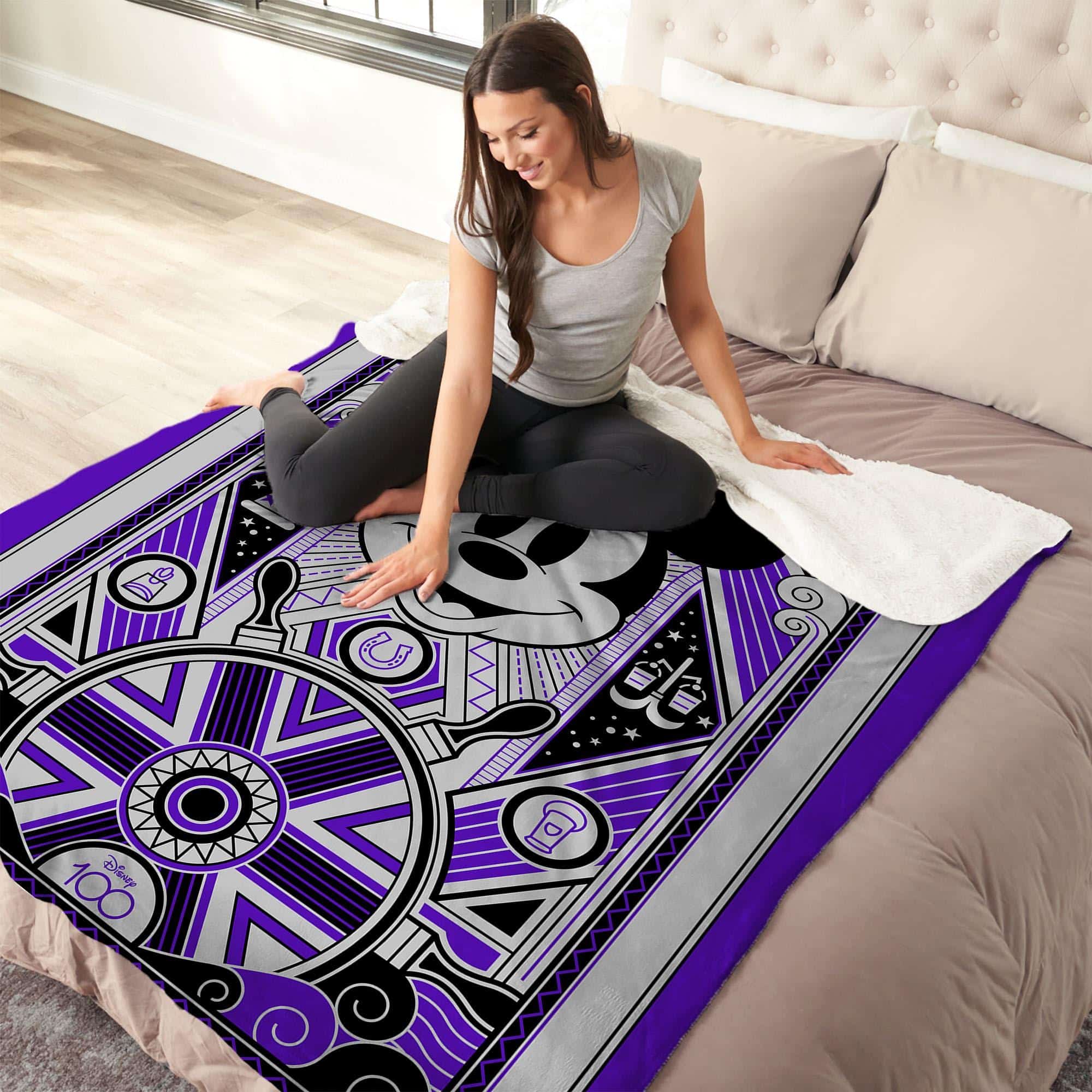 Disney D100 Art Deco Mickey Mink Sherpa Throw Blanket 60x80 Inches