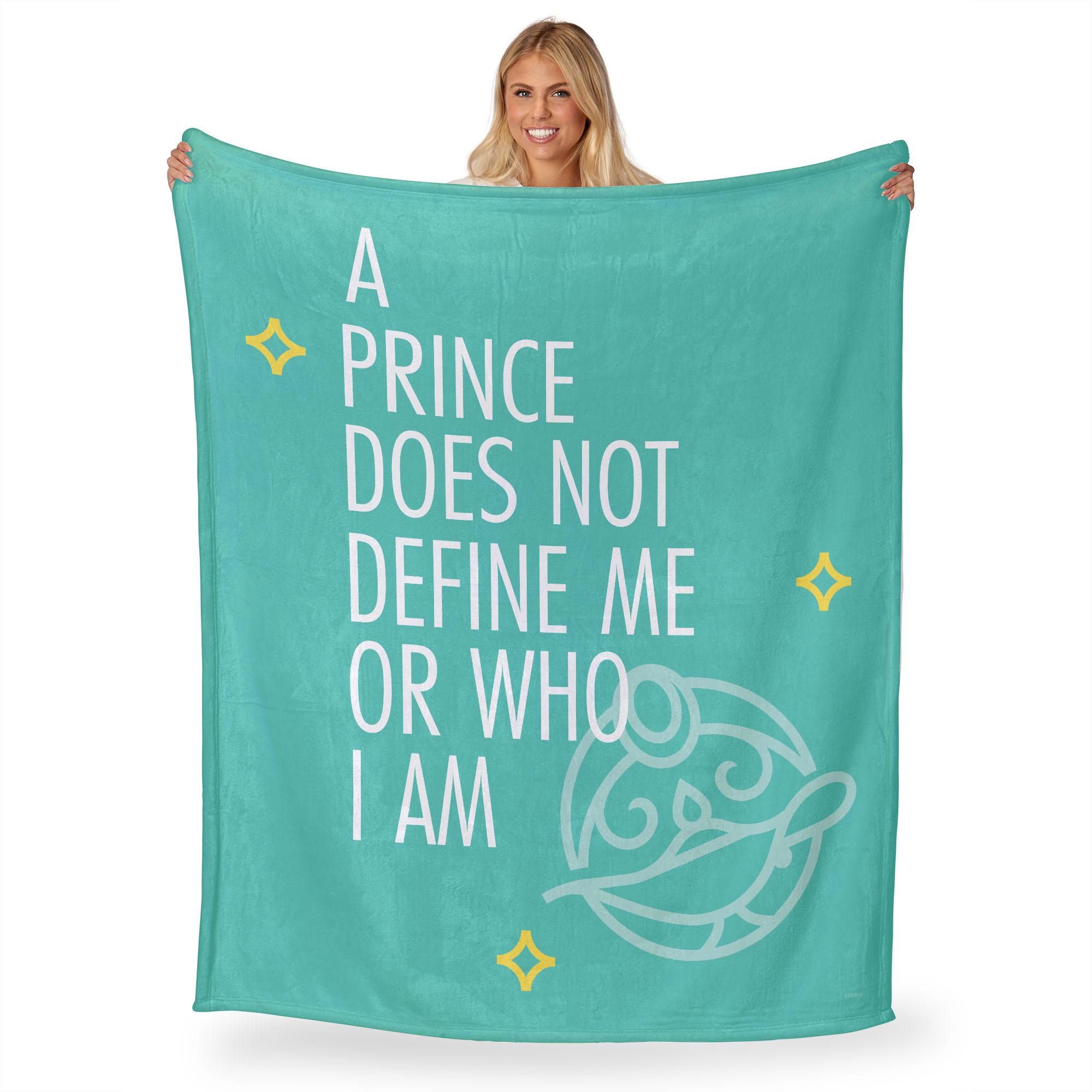 Disney Princesses Who I Am Silk Touch Throw Blanket 50x60 Inches