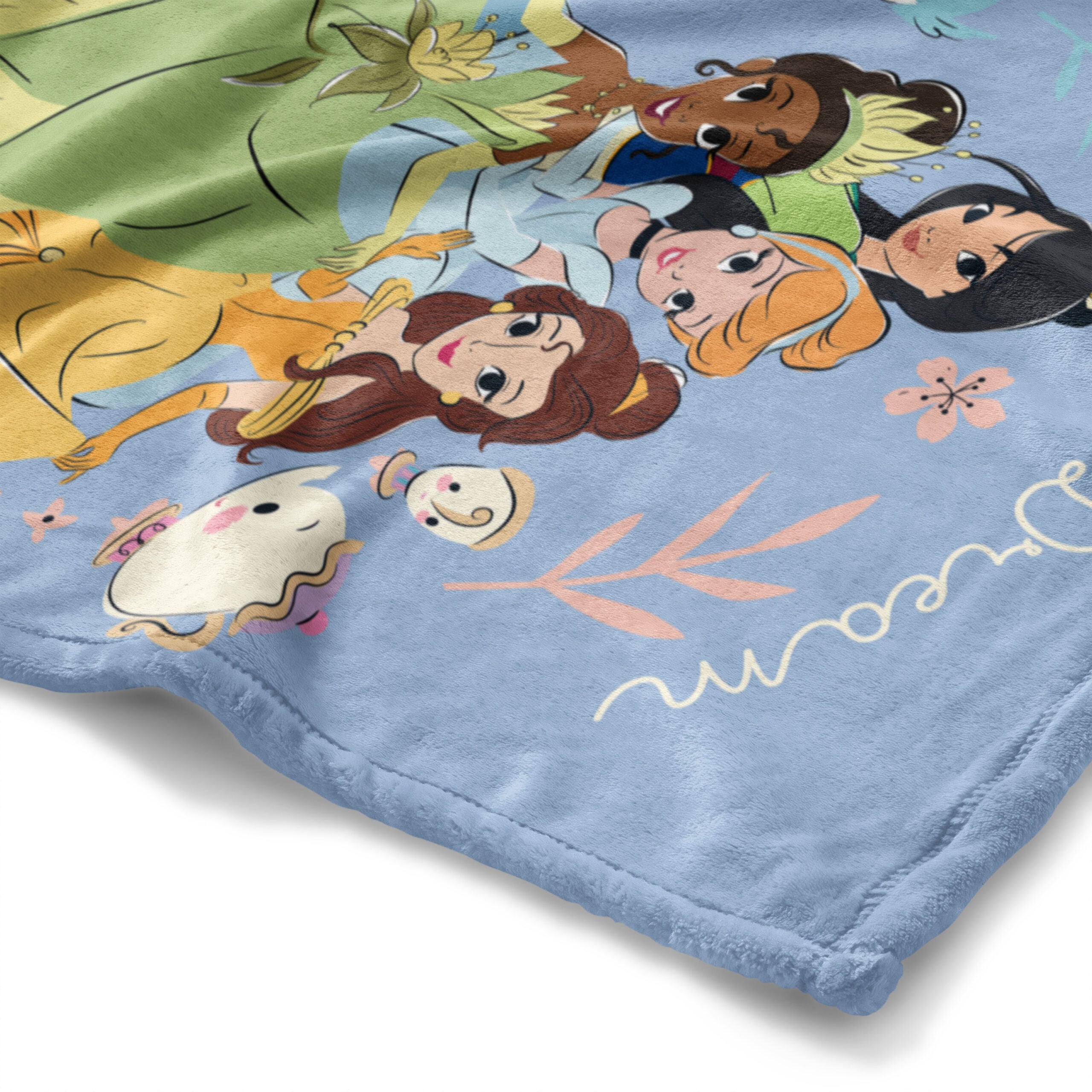 Disney Princesses Heart of A Princess Born Dreamer Silk Touch Throw Blanket 50x60 Inches