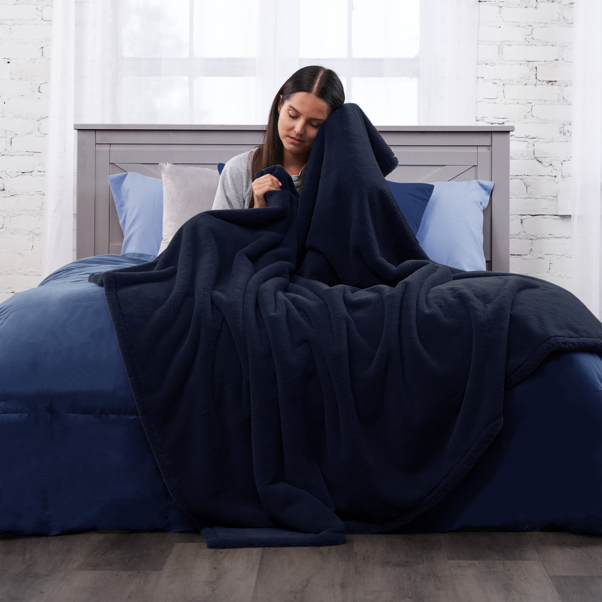 Ultra Fine Faux Fur Throw Blanket Navy 50x72 Inches