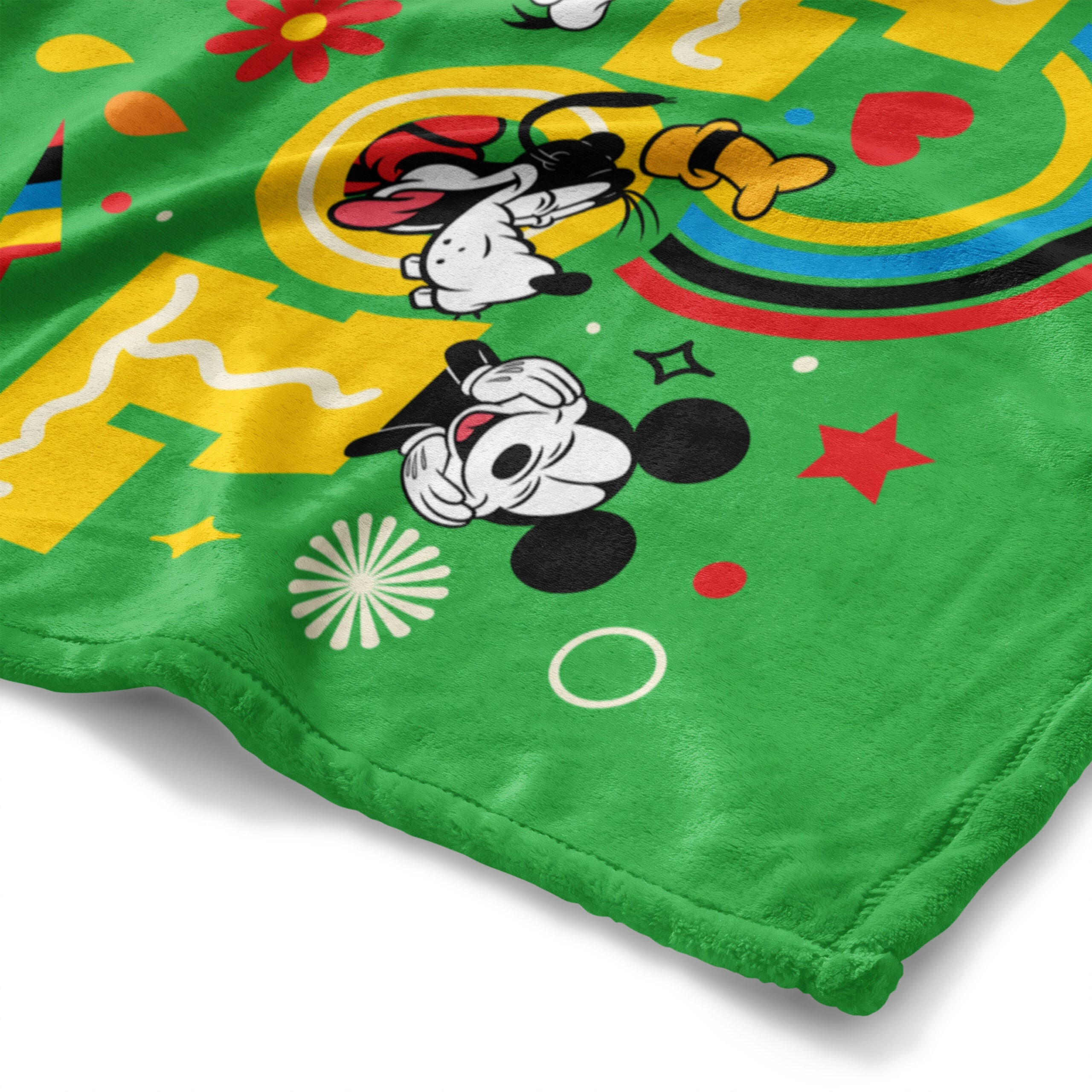 Disney Mickey Mouse Laughing With Friends Silk Touch Throw Blanket 50x60 Inches