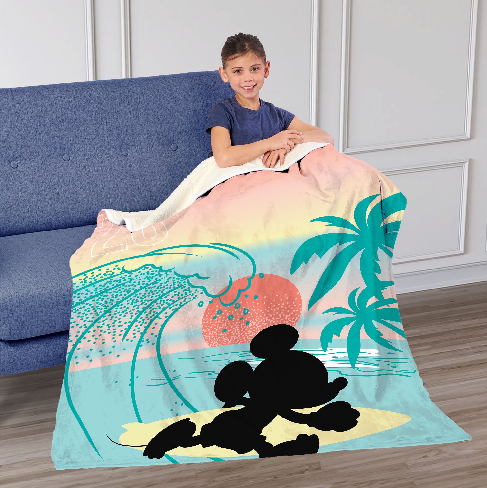 Disney Mickey Mouse Surf's Up Mickey Silk Touch Sherpa Throw Blanket 50x60 Inches