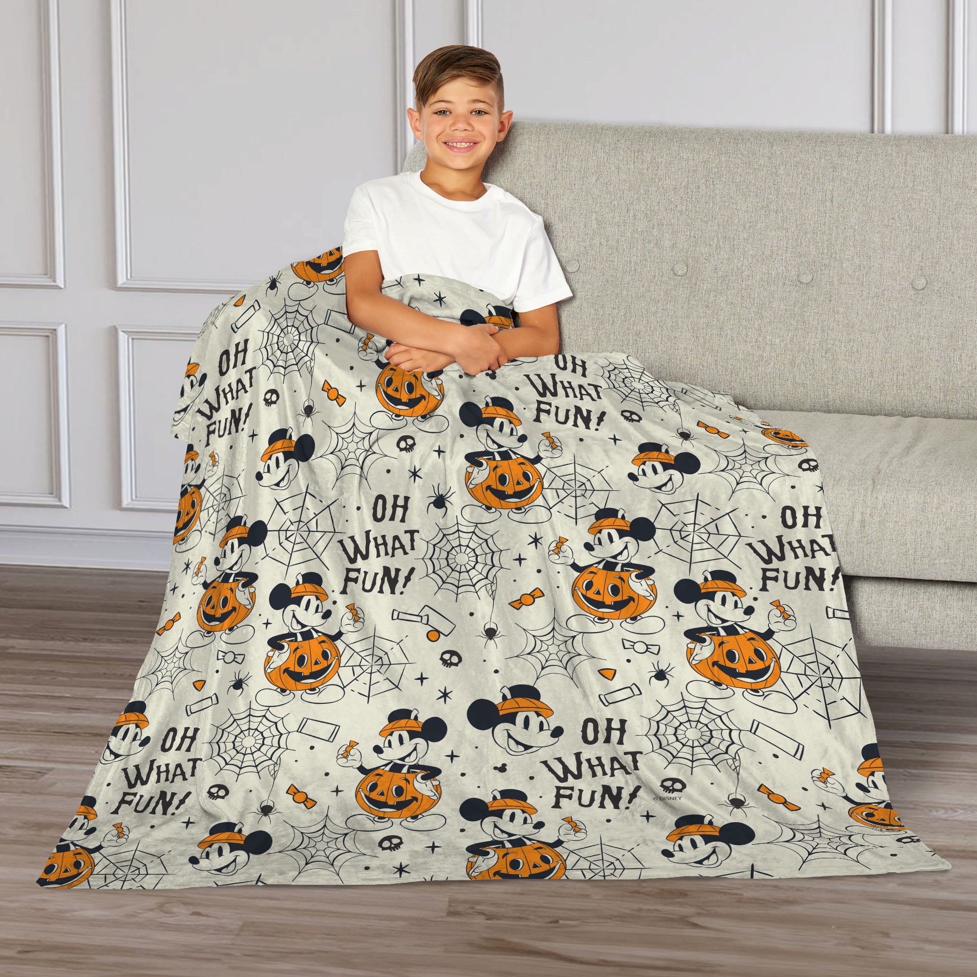 Disney Mickey Mouse Jack-o'-lantern Mickey Silk Touch throw Blanket 40X50 Inches