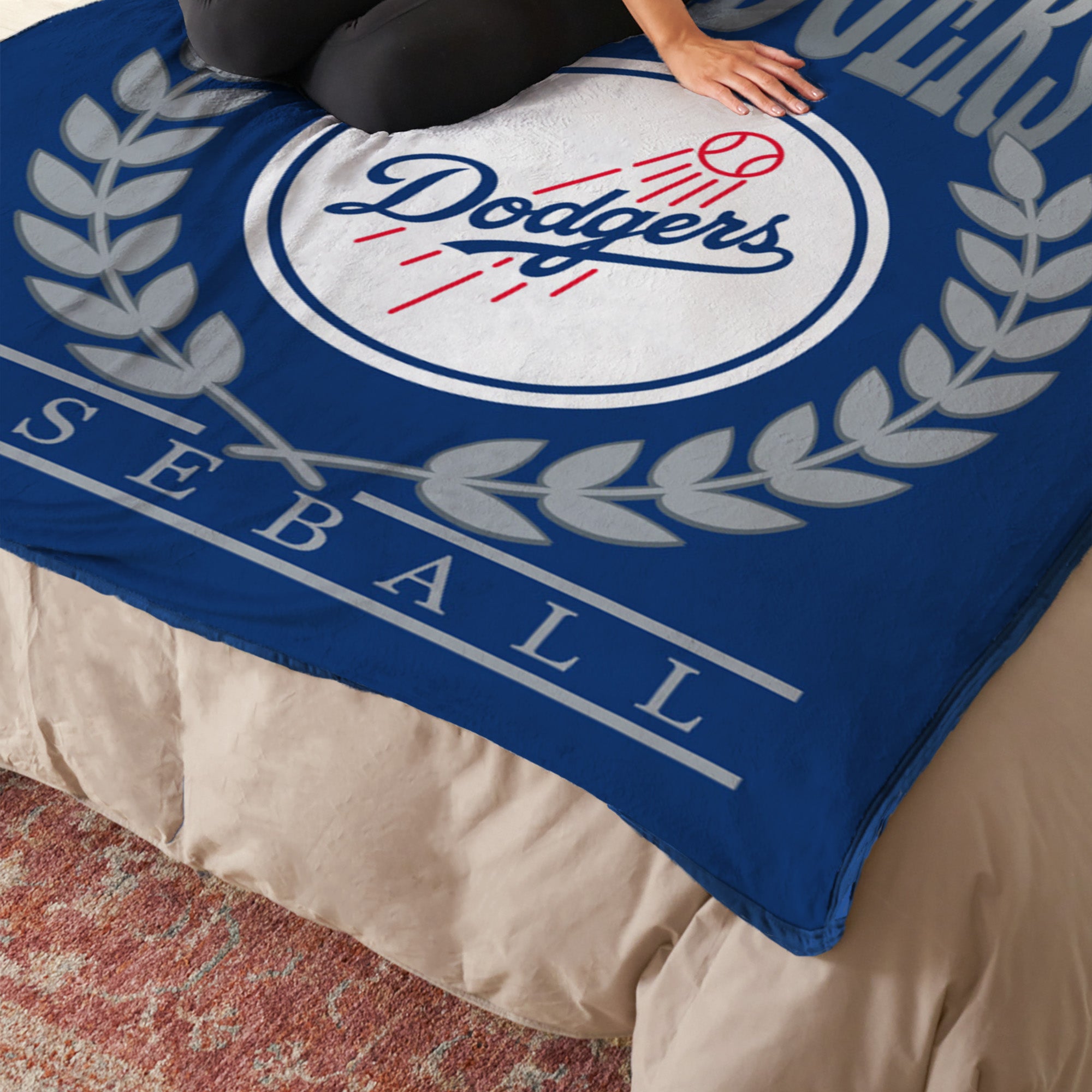 New shops Halloween Los Angeles Dodgers plush throw blanket