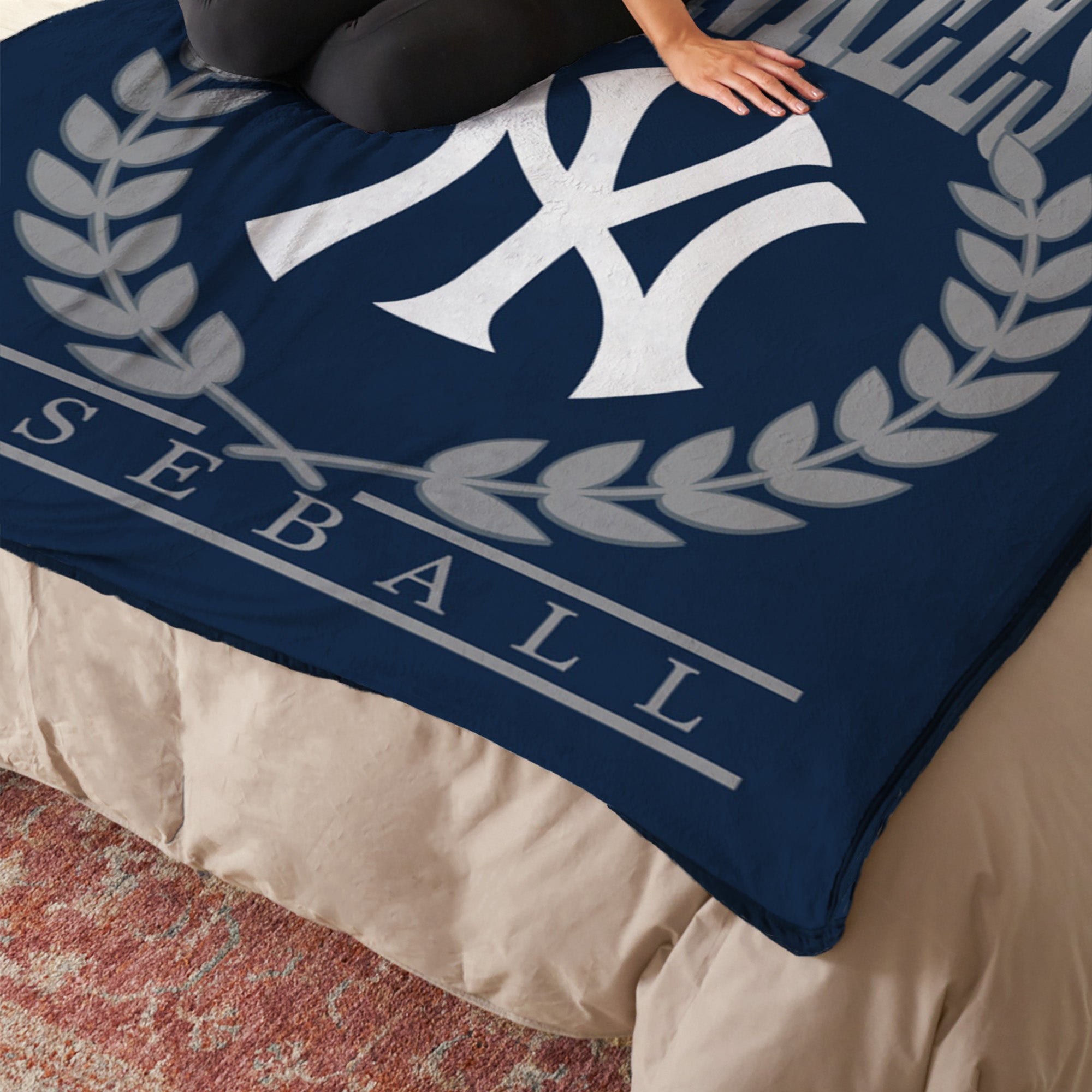 New York Yankees MLB Plateau Silk Touch Throw Blanket 46X60 Inches