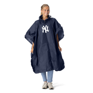 MLB New York Yankees Navy Deluxe Pullover Poncho with Mesh Bag