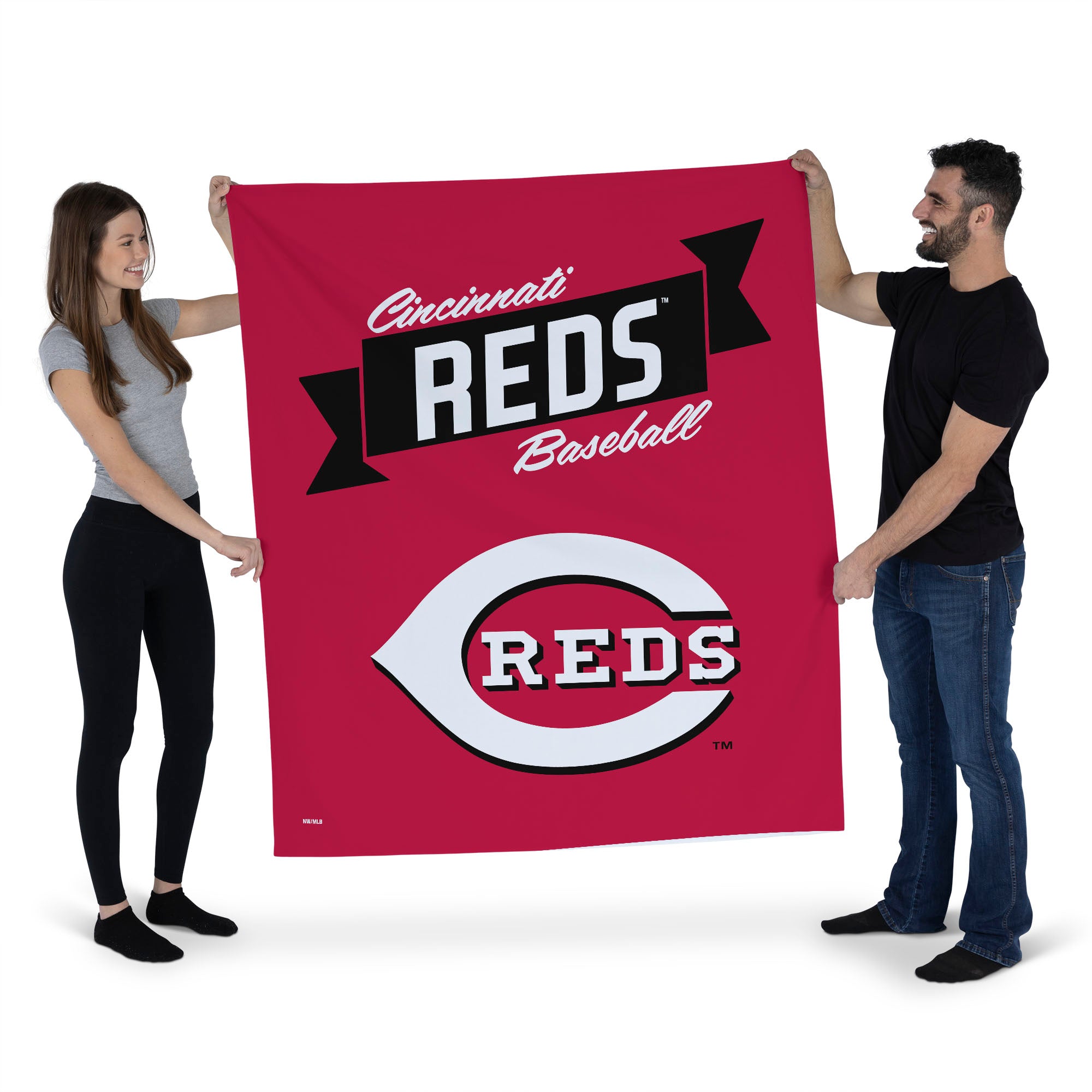 MLB Cincinnati Reds Premium Wall Hanging 34 x 40 Inches