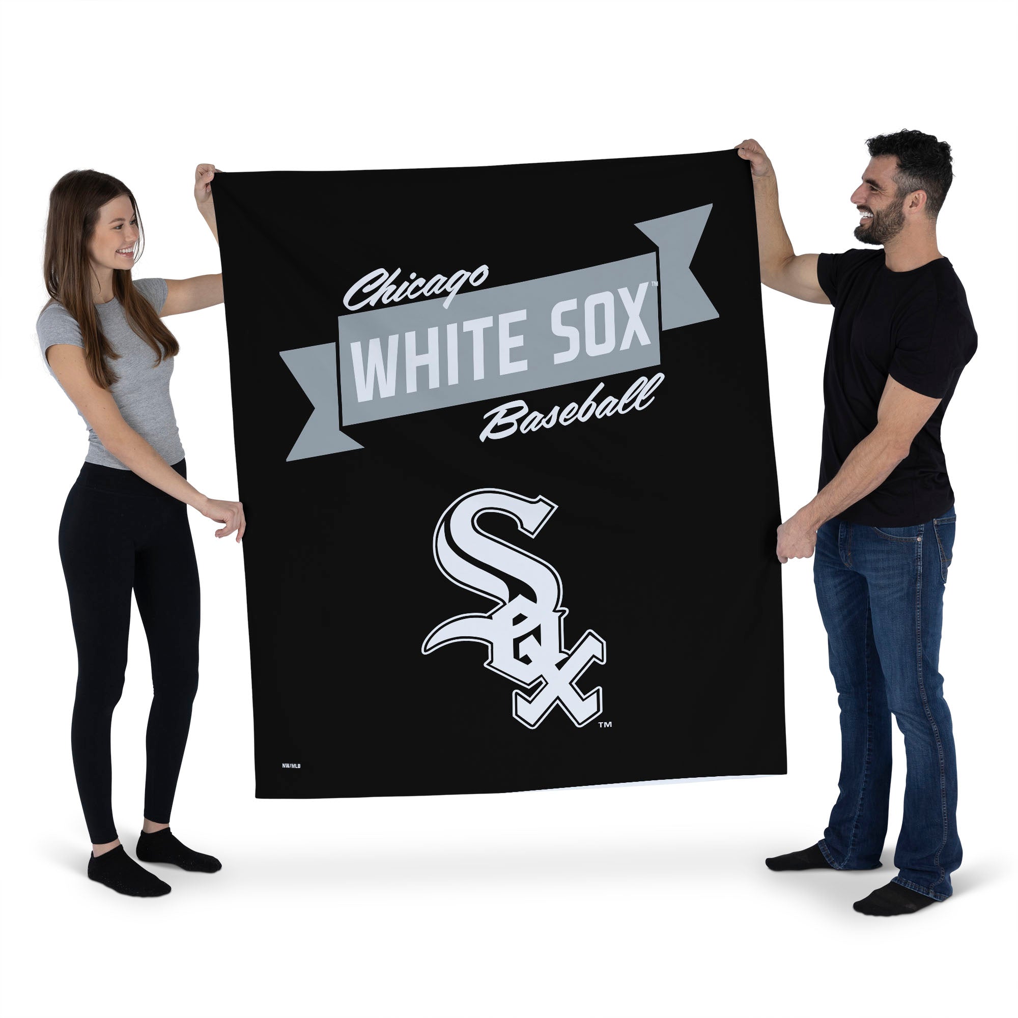 MLB Chicago White Sox Premium Wall Hanging 34 x 40 Inches