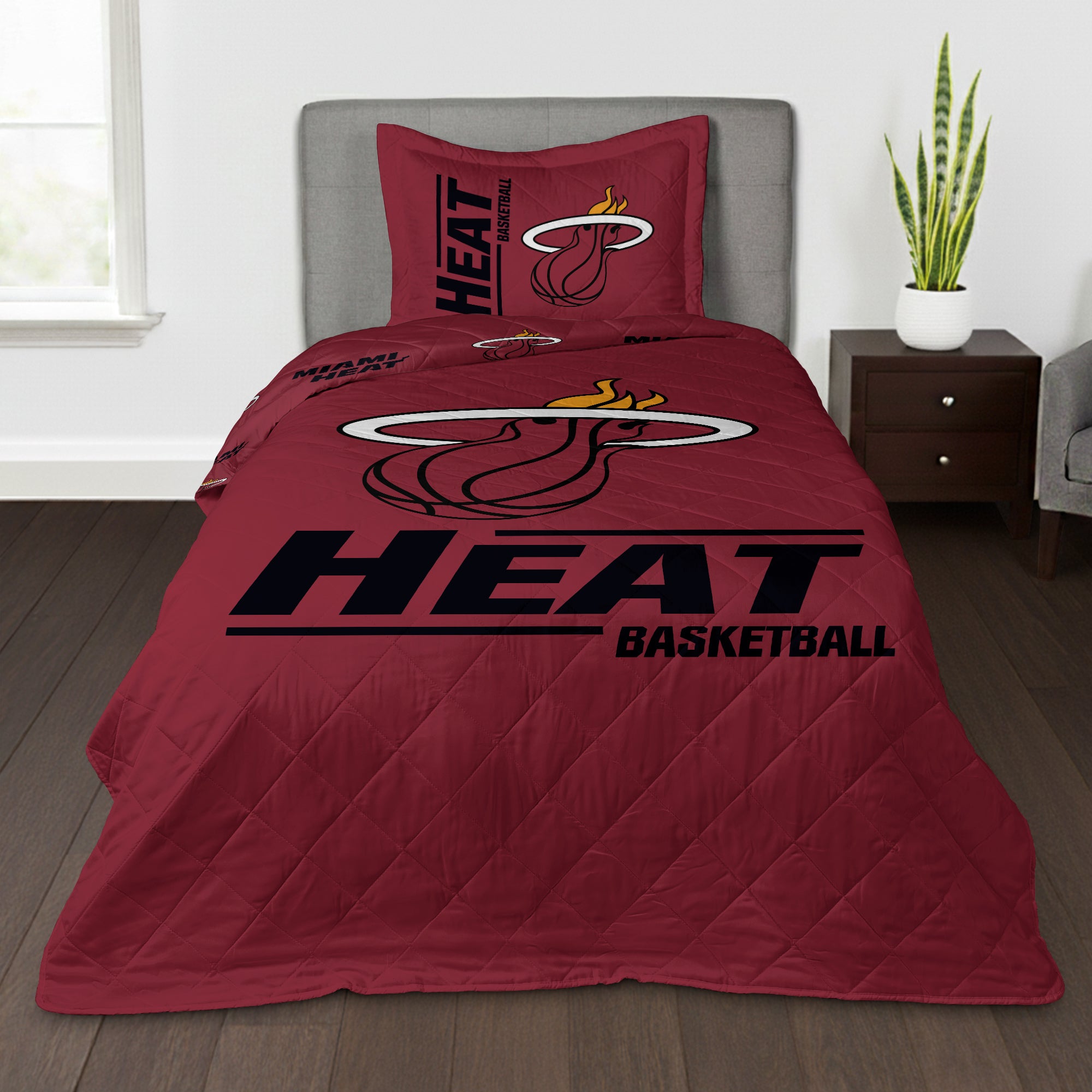 NBA Miami Heat Summarize Quilted Throw Blanket and Sham Set 60×80 inches