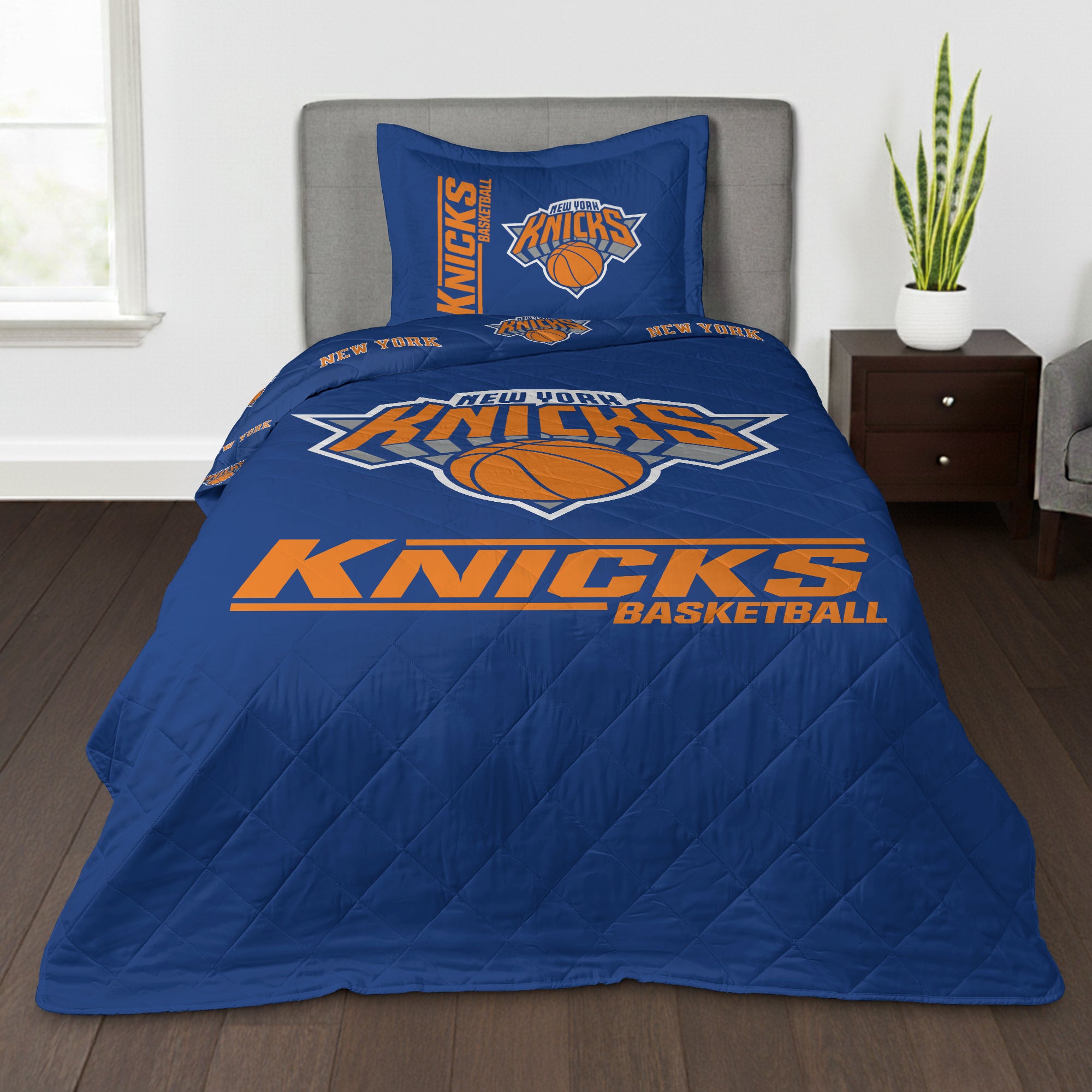 NBA New York Knicks Summarize Quilted Throw Blanket and Sham Set 60×80 inches