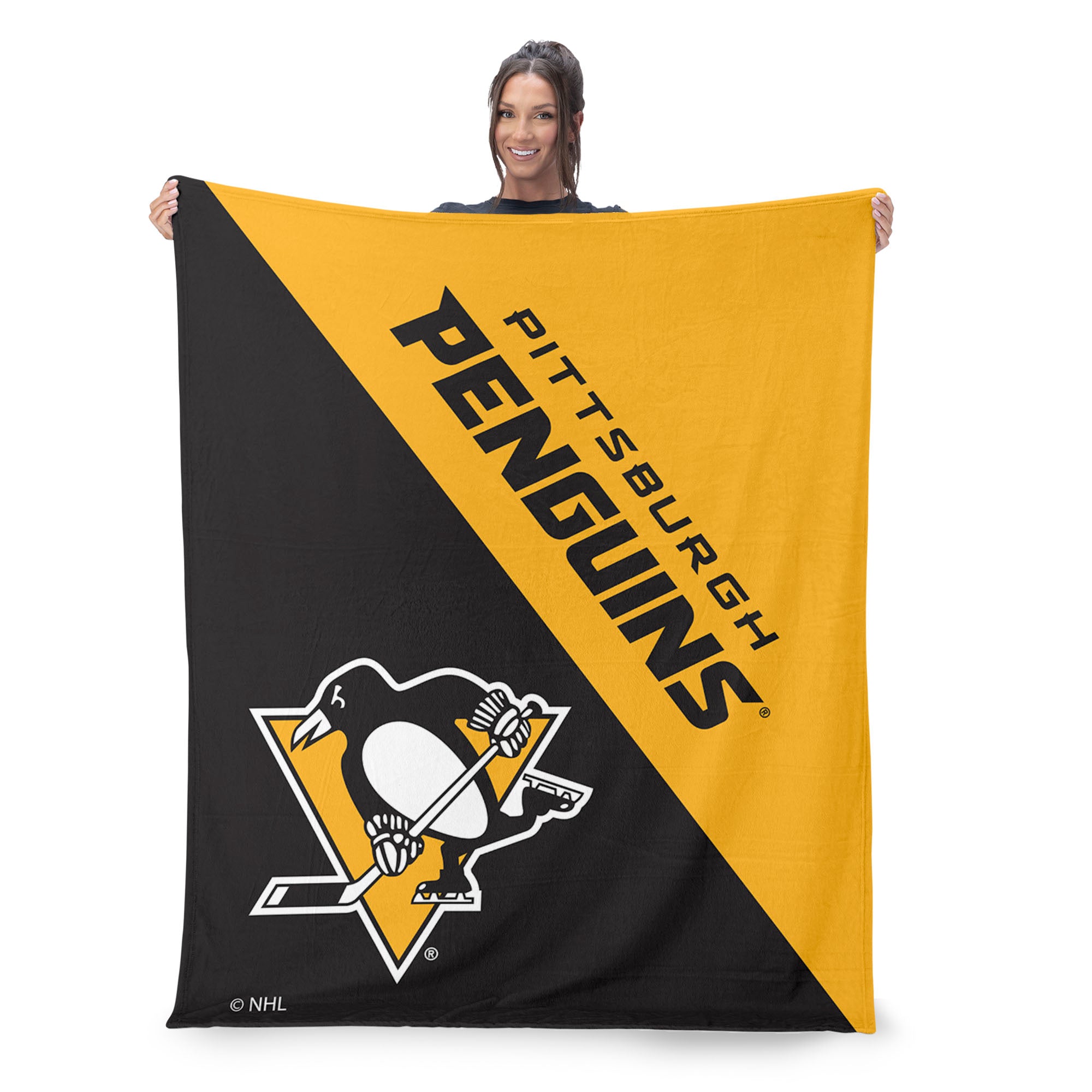 NHL Pittsburgh Penguins Halftone Silk Touch Throw Blanket 46x60 inches