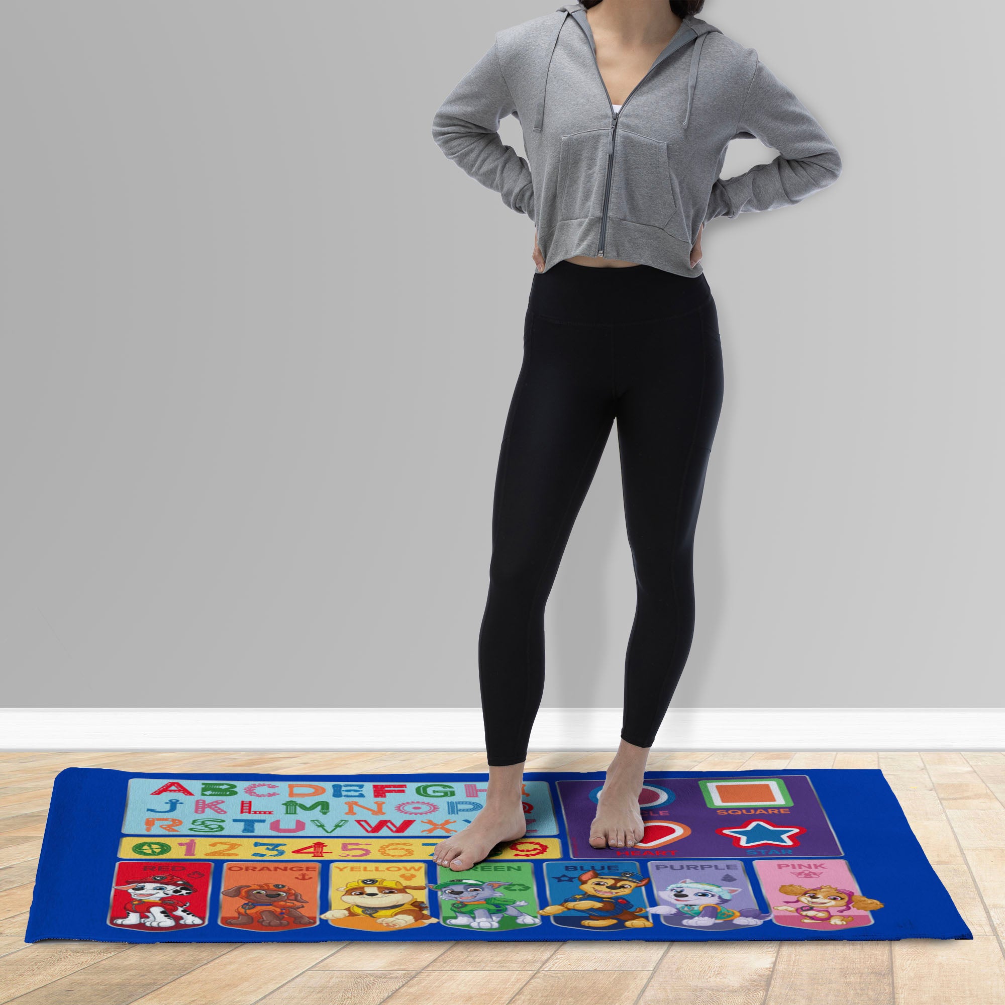 Nickelodeon Paw Patrol Pups Learn Washable Rug  36x62 inches