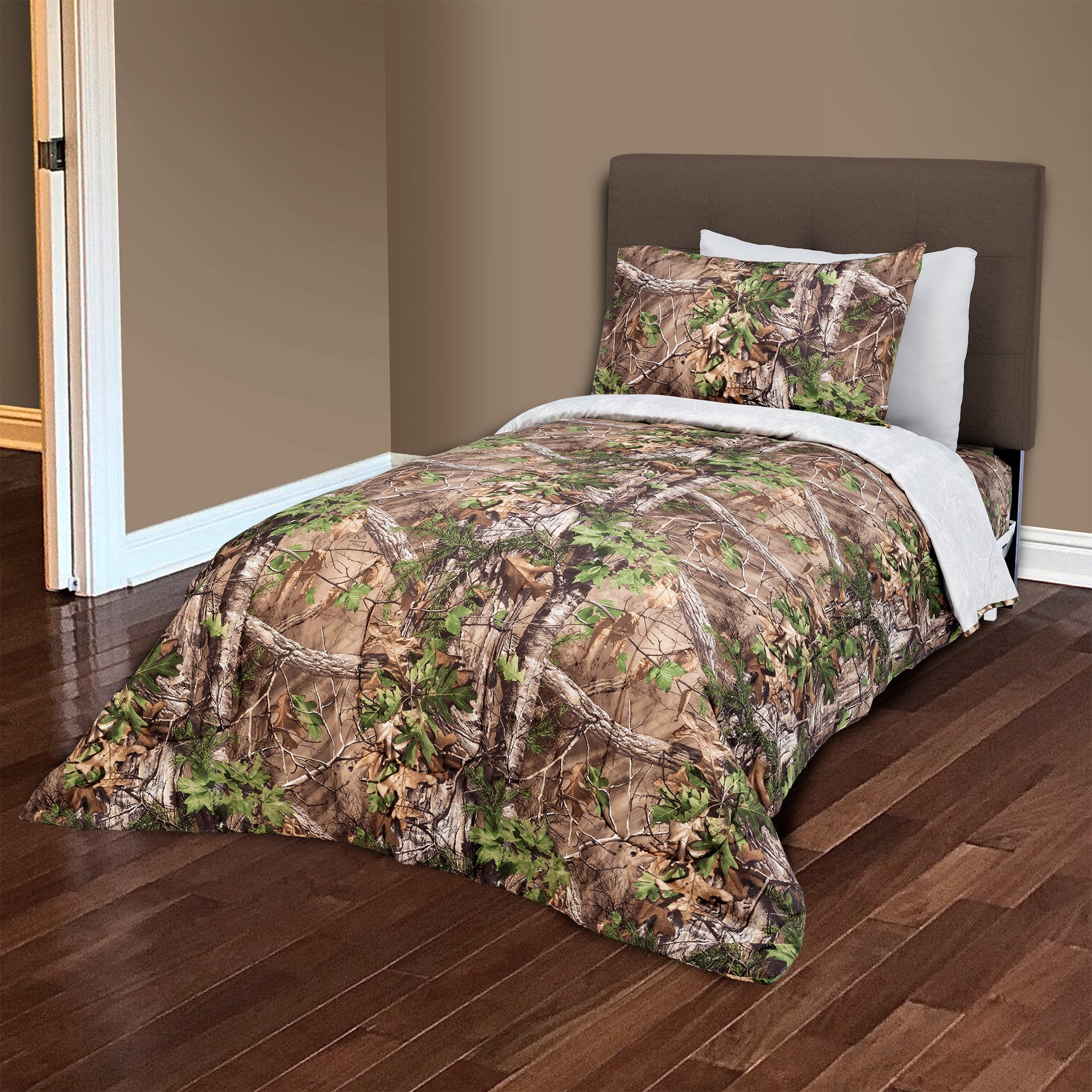 Realtree Xtra Green Camo Twin Bed in Bag Set