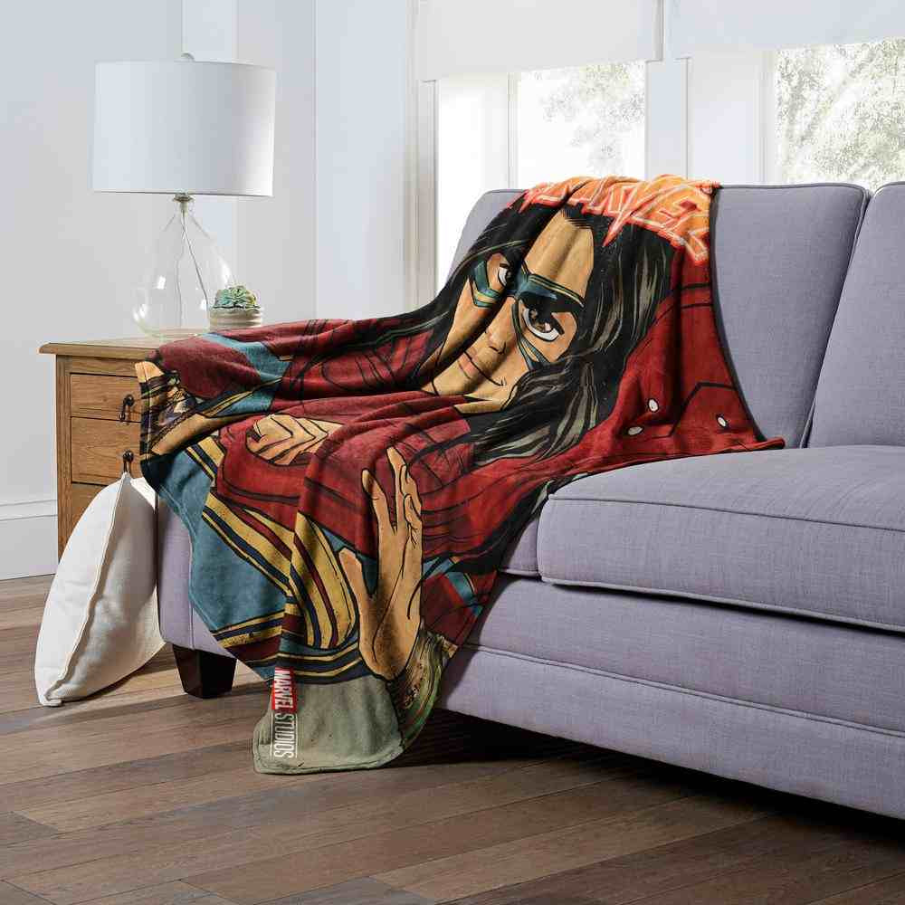 Marvel Ms. Marvel Presenting Ms Marvel Silk Touch Throw Blanket 50x60 Inches