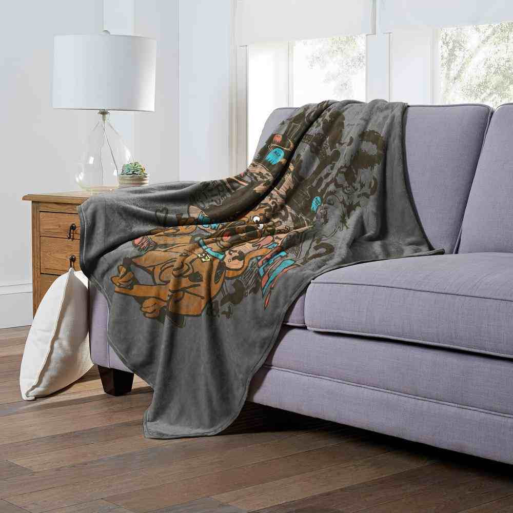 Warner Bros. Scooby-Doo Run Away Silk Touch Throw Blanket 50x60 Inches