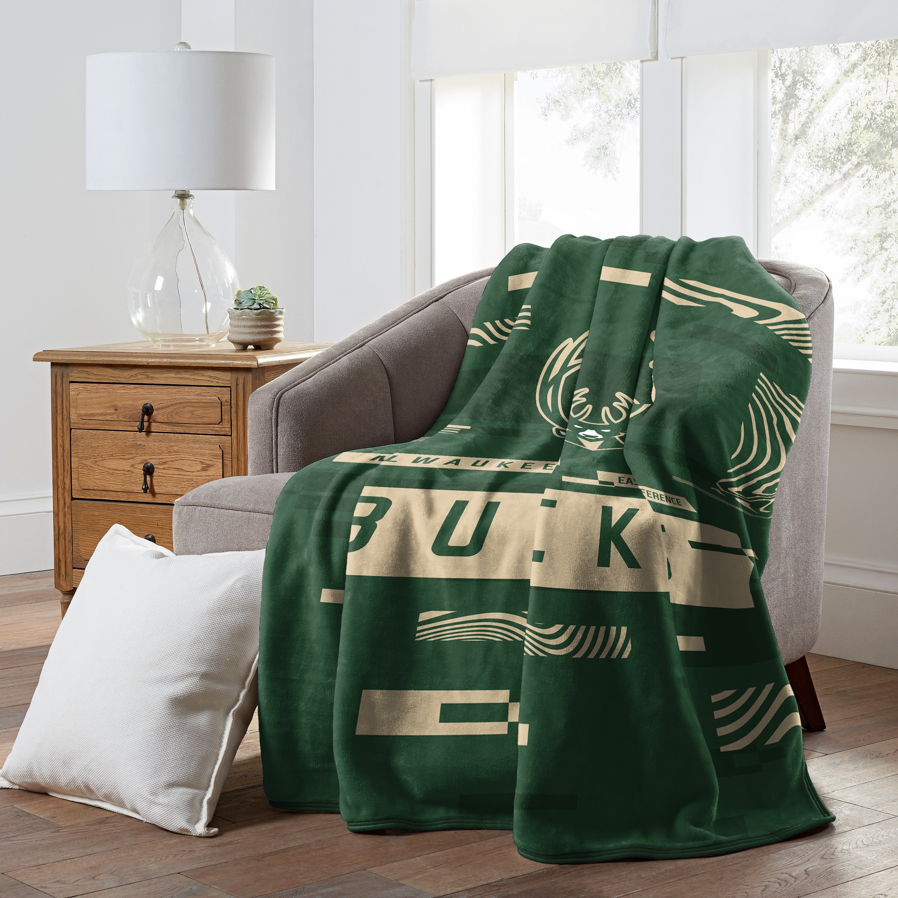 NBA Milwaukee Bucks Digitize Raschel Throw Blanket 60x80Inches