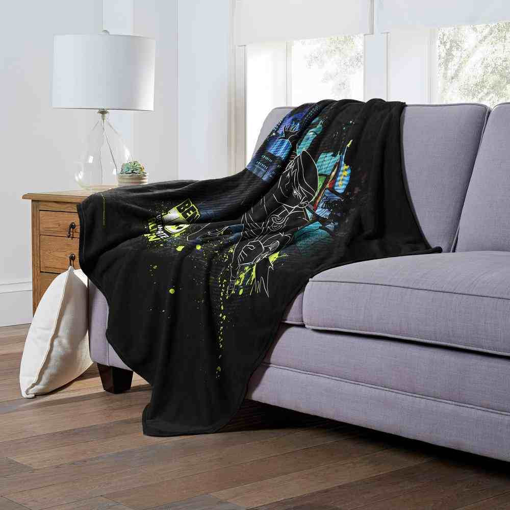 Cartoon Network Ben 10 Ultimate Alien Silk Touch Throw Blanket 50x60 Inches