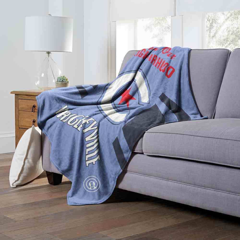 MLB Chicago Cubs Silk City Connect Touch Throw Blanket 50x60 Inches